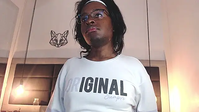 candy lovee69 online show from 10/29/25, 11:03