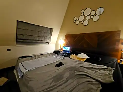 manforhotfun online show from 02/12/26, 03:06