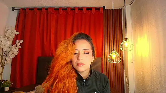 Snapshot of sahra_taylor_ chatting on 07/09/26, 01:43 sahra taylor online show from 07/09/26, 01:43