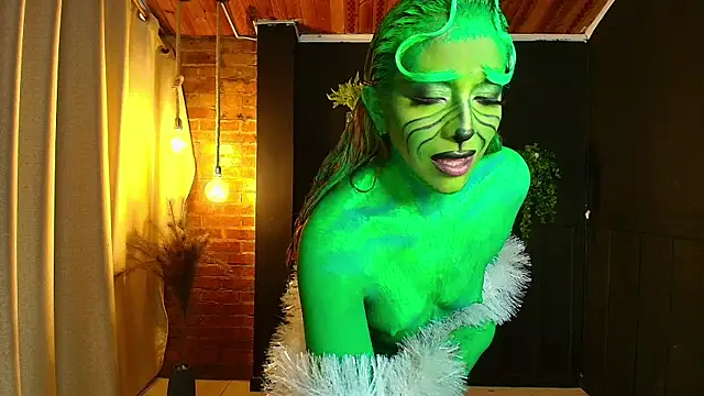 sahra taylor  online show from 12/14/25, 06:02