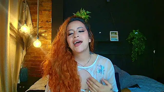 Snapshot of sahra_taylor_ chatting on 06/10/26, 02:18 sahra taylor online show from 06/10/26, 02:18