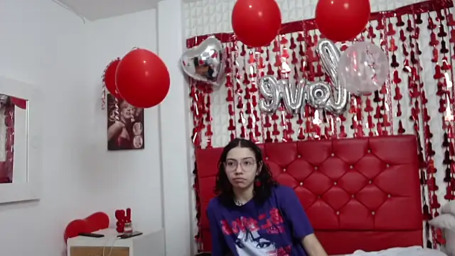 Roxy Lux online show from 02/23/25, 02:57