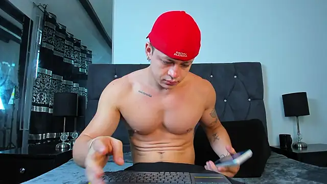 Angel Cuervo online show from 03/19/26, 12:49