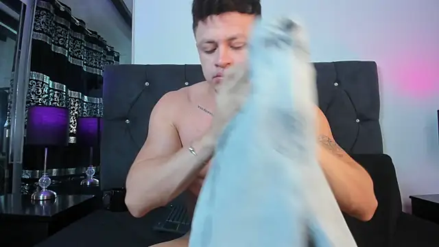 Angel Cuervo online show from 02/05/26, 12:45