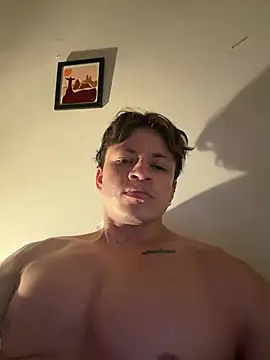 Snapshot of Angel_Cuervo chatting on 07/20/26, 06:43 Angel Cuervo online show from 07/20/26, 06:43