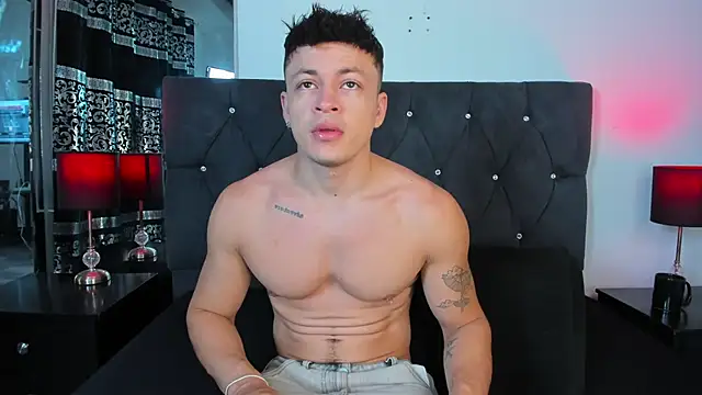 Angel Cuervo online show from 12/22/25, 12:38