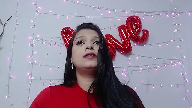 Nicol Love0 online show from 02/20/25, 02:02