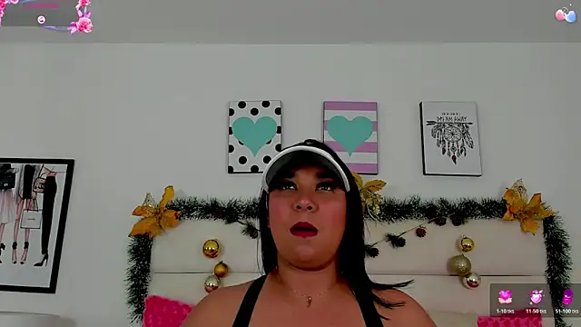 Snapshot of JoslinEvans chatting on 12/01/25, 02:18 JoslinEvans online show from 12/01/25, 02:18