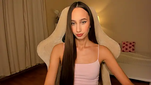 Snapshot of your_emily_ chatting on 09/18/25, 07:17 your emily online show from 09/18/25, 07:17