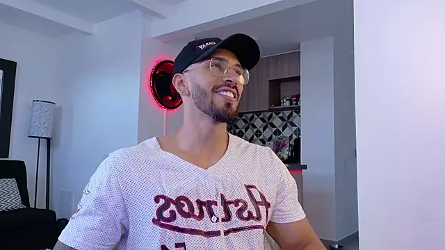 tony muscle online show from 10/20/25, 09:37