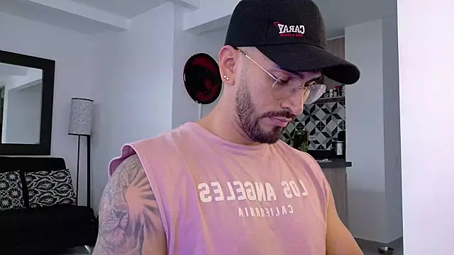 tony muscle online show from 10/18/25, 08:33