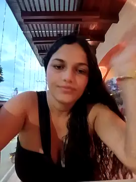 girl milk1 online show from 11/17/25, 10:36