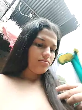 Snapshot of girl_milk1 chatting on 03/04/25, 08:38 girl milk1 online show from 03/04/25, 08:38