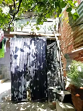 Snapshot of girl_milk1 chatting on 02/20/25, 07:30 girl milk1 online show from 02/20/25, 07:30