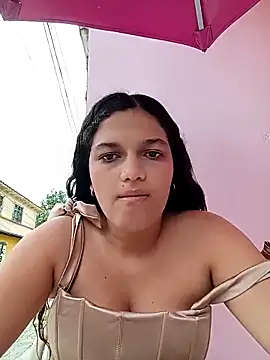 Snapshot of girl_milk1 chatting on 10/24/25, 09:36 girl milk1 online show from 10/24/25, 09:36