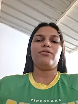 girl milk1 online show from 02/07/26, 11:46