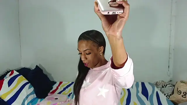 Snapshot of JessicaEbony chatting on 09/20/25, 01:10 JessicaEbony online show from 09/20/25, 01:10