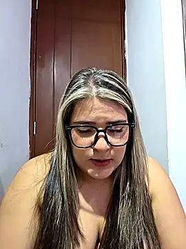 shantal smith9 online show from 11/13/25, 03:21