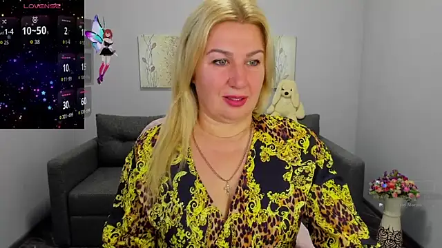 Snapshot of Lili_Crossi chatting on 10/13/25, 05:53 Lili Crossi online show from 10/13/25, 05:53