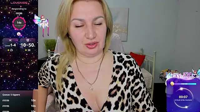 Lili Crossi online show from 04/25/26, 06:05