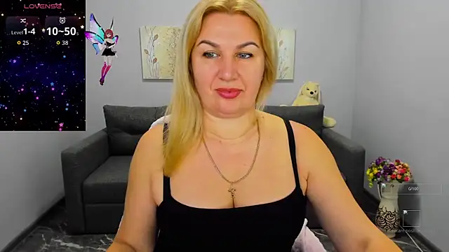 Lili Crossi online show from 11/20/25, 06:58