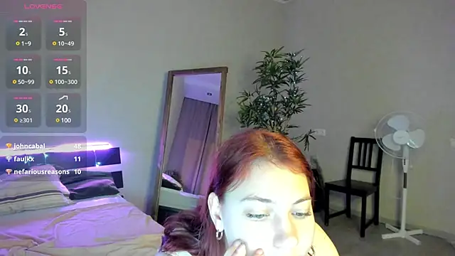 Miss you kiss online show from 01/02/25, 02:57