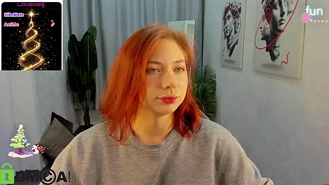 Snapshot of Miss_you_kiss chatting on 12/23/25, 01:05 Miss you kiss online show from 12/23/25, 01:05