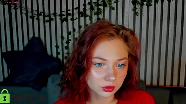 Snapshot of Miss_you_kiss chatting on 12/20/25, 01:08 Miss you kiss online show from 12/20/25, 01:08