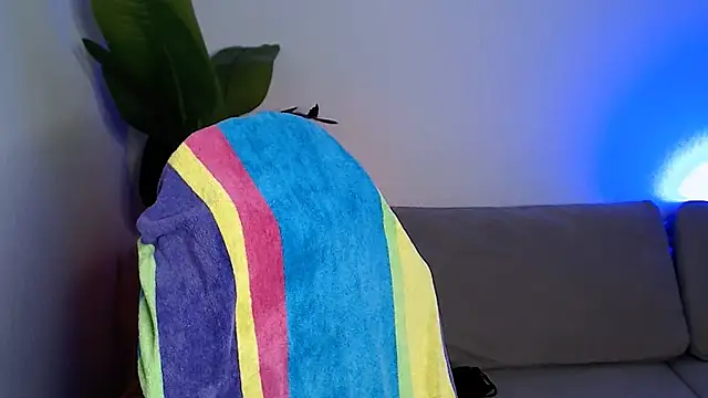 M Sensual online show from 11/28/25, 06:02