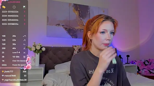 Snapshot of Linablueeyed chatting on 04/23/26, 12:29 Linablueeyed online show from 04/23/26, 12:29