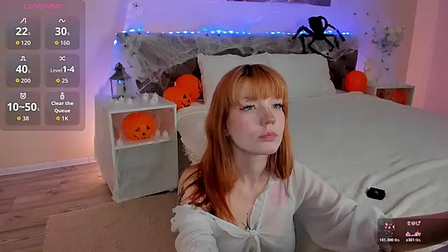 Linablueeyed online show from 11/01/25, 09:25