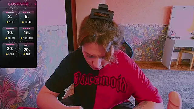 Chloe strip online show from 09/24/25, 04:52