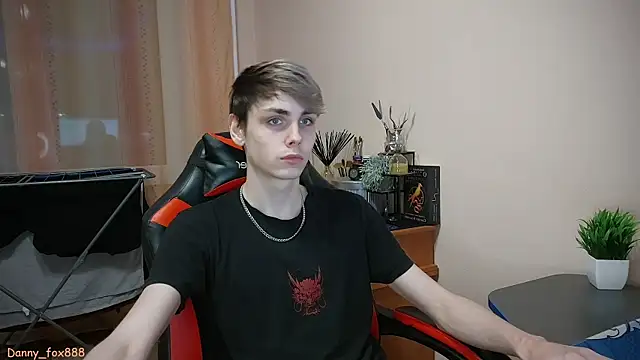 Danny-fox888 online show from 02/27/25, 06:20