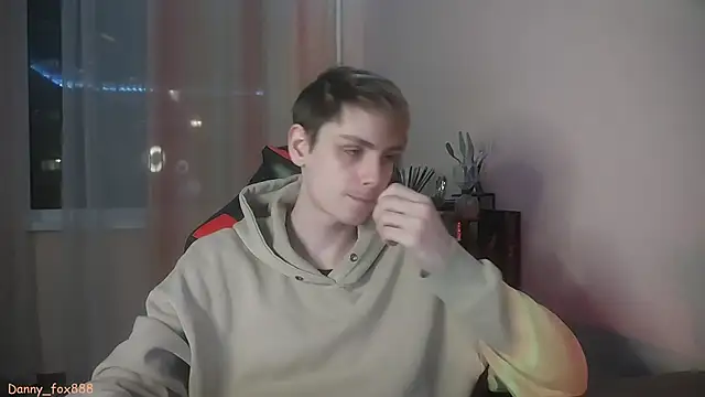 Danny-fox888 online show from 02/08/25, 03:21