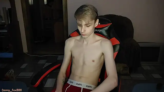 Danny-fox888 online show from 01/21/25, 02:37