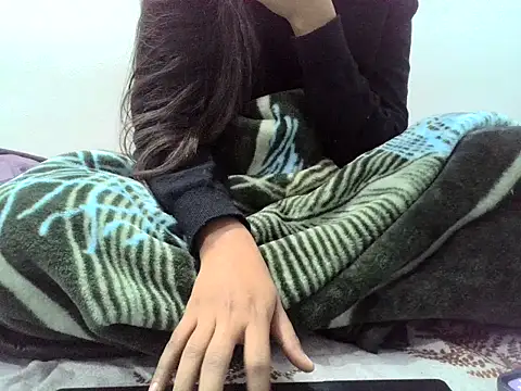 DOLL CUTY online show from 12/05/25, 07:23