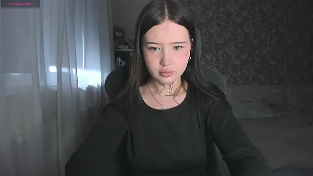 kate8ketee8 online show from 09/11/25, 10:04