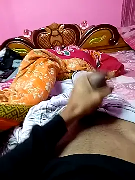 Snapshot of riyajfuckboy chatting on 01/04/25, 06:51 riyajfuckboy online show from 01/04/25, 06:51