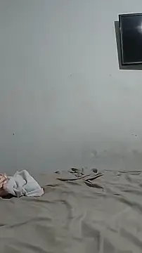 almitapro07 online show from 04/14/26, 04:17