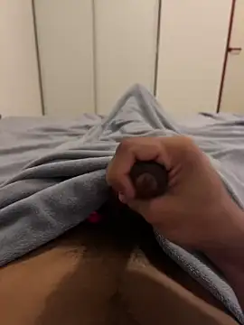 Snapshot of mallllll273838ko chatting on 02/24/25, 02:37 mallllll273838ko online show from 02/24/25, 02:37