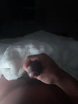 Snapshot of mallllll273838ko chatting on 12/27/24, 10:16 mallllll273838ko online show from 12/27/24, 10:16