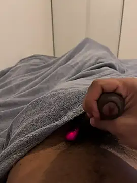 Snapshot of mallllll273838ko chatting on 03/16/25, 08:00 mallllll273838ko online show from 03/16/25, 08:00