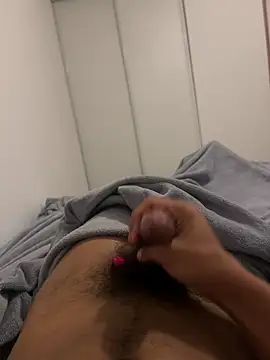 Snapshot of mallllll273838ko chatting on 01/15/25, 06:40 mallllll273838ko online show from 01/15/25, 06:40