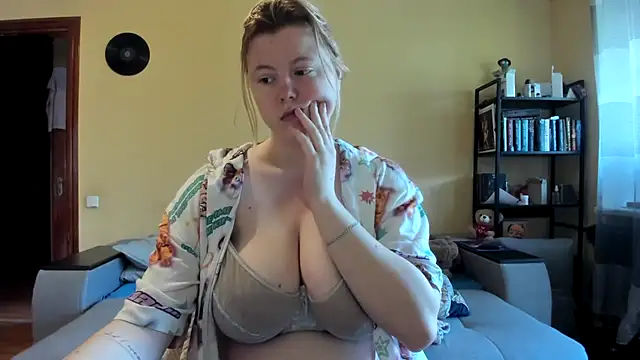 LillyDepp online show from 04/30/26, 01:51