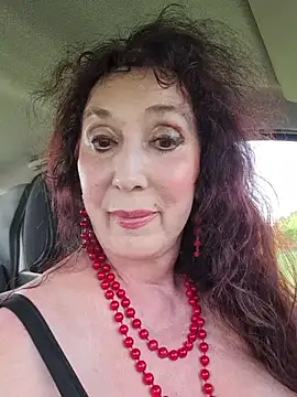 Snapshot of GypsyEsmeralda chatting on 05/23/26, 12:48 GypsyEsmeralda online show from 05/23/26, 12:48