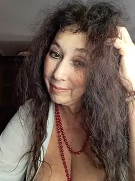 GypsyEsmeralda online show from 10/20/25, 08:04