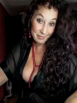 GypsyEsmeralda online show from 10/17/25, 01:02