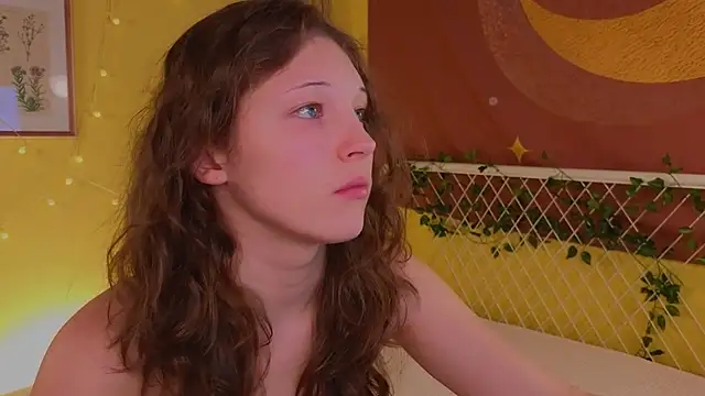 cherry lea online show from 11/22/25, 04:17