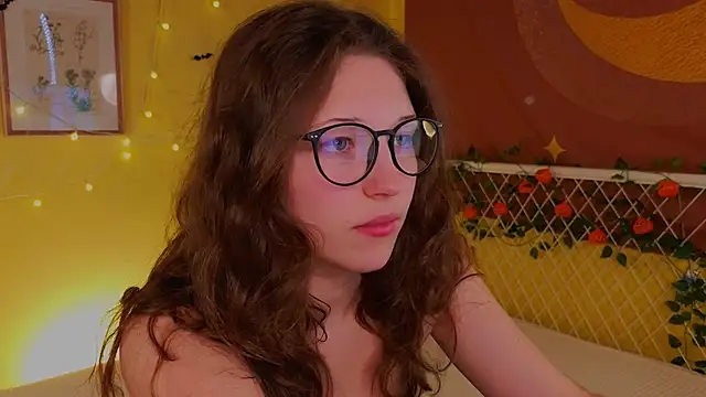 cherry lea online show from 10/26/25, 04:29