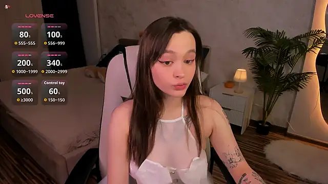 BadScarlet1 online show from 11/16/25, 01:27